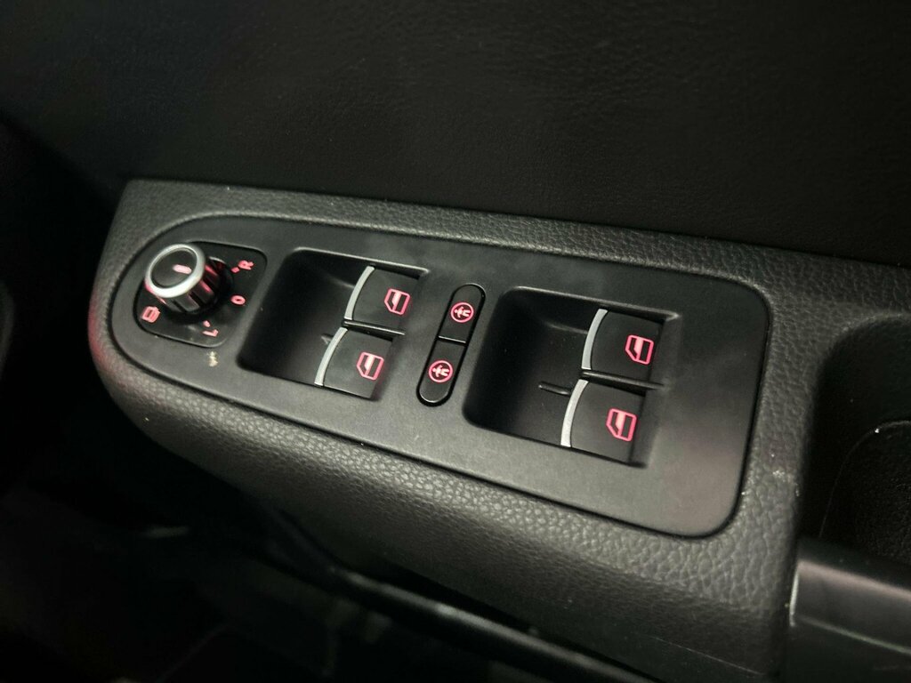 Seat Alhambra  Black #22