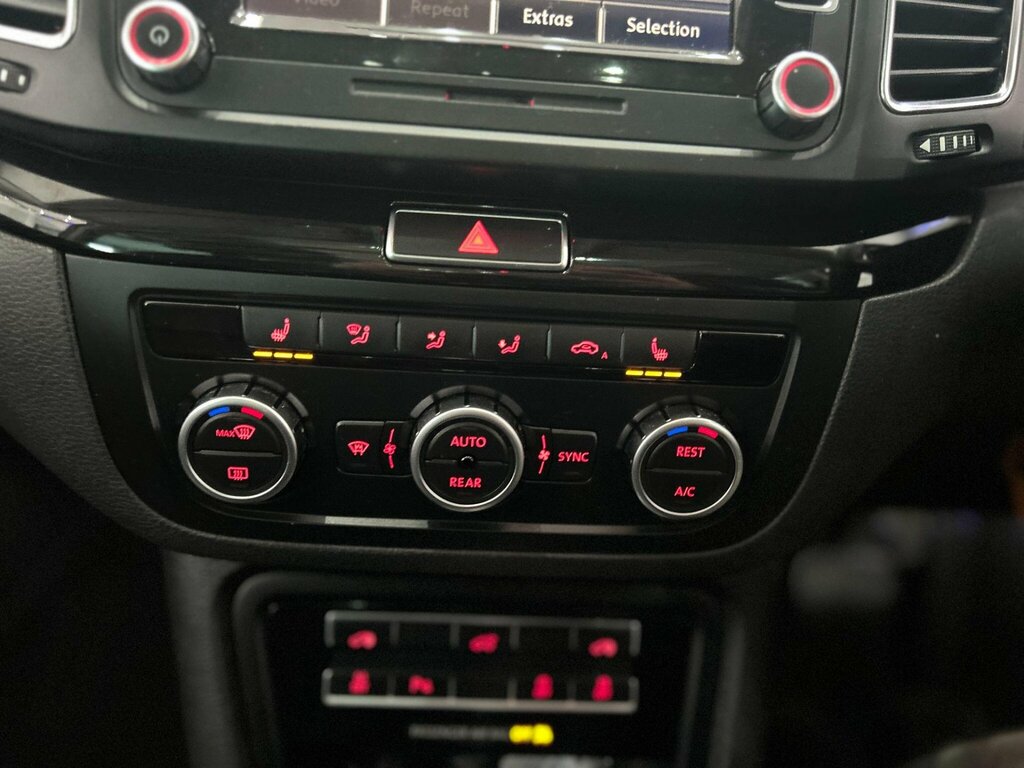 Seat Alhambra  Black #32