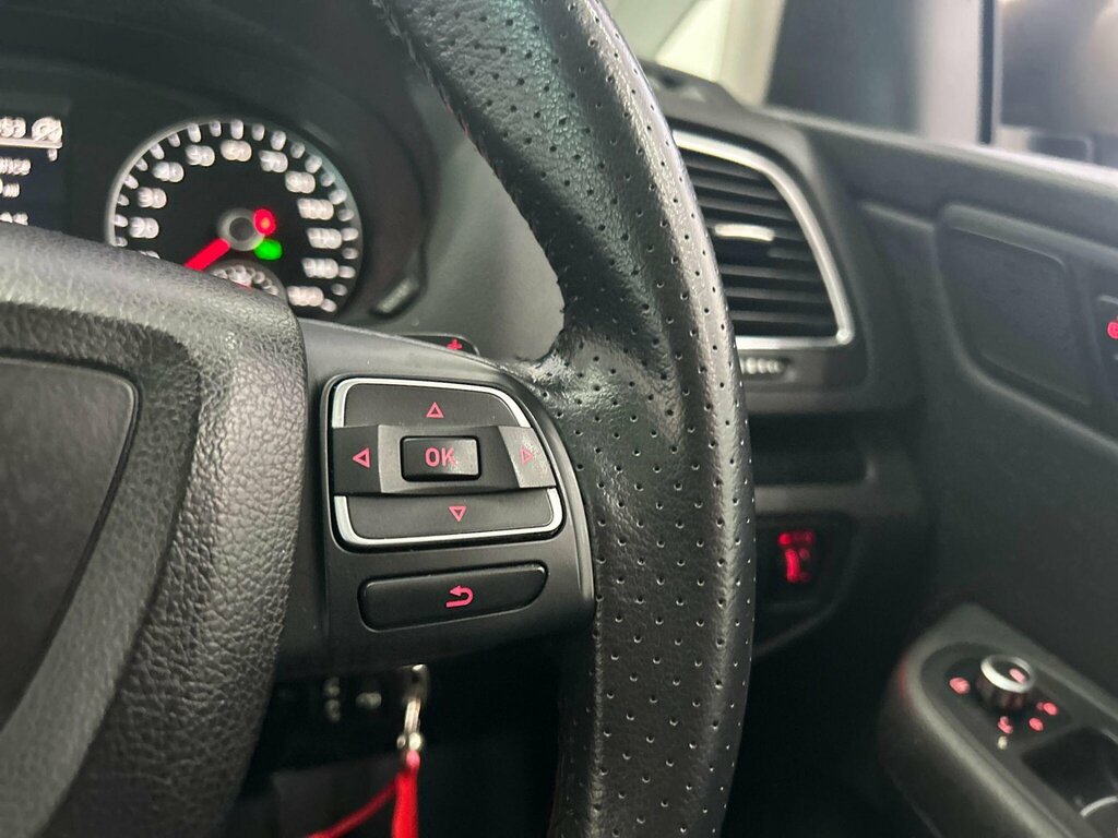Seat Alhambra  Black #23