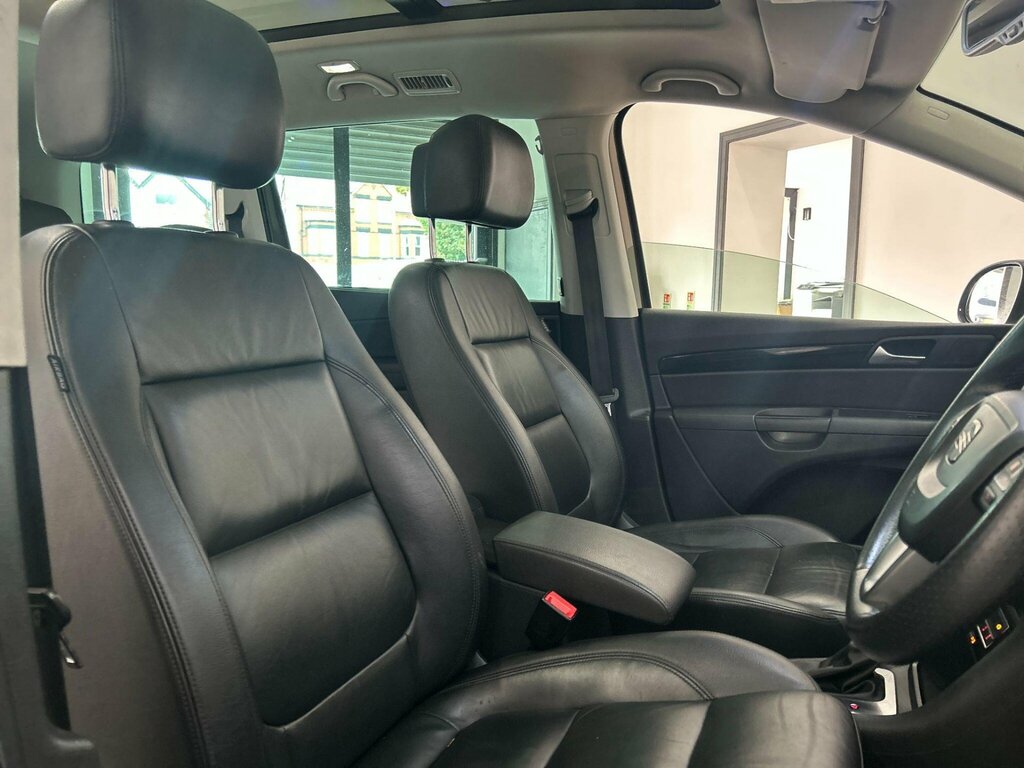 Seat Alhambra  Black #15