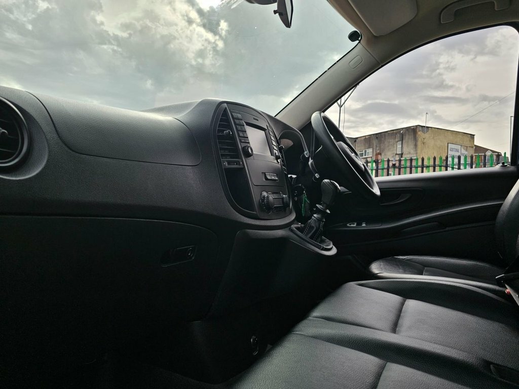 Mercedes-Benz Vito 1.6 111 Cdi Panel Black #16