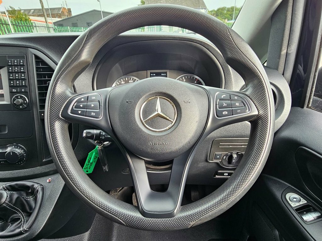Mercedes-Benz Vito 1.6 111 Cdi Panel Black #22