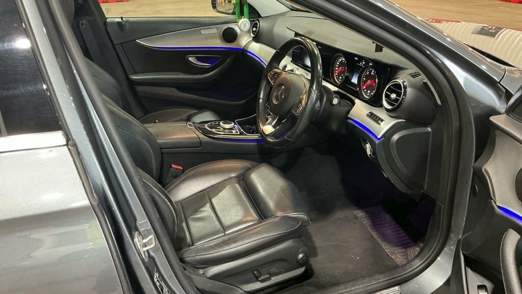 Mercedes-Benz E Class Coupe E220d 2.0 Amg Line White #9