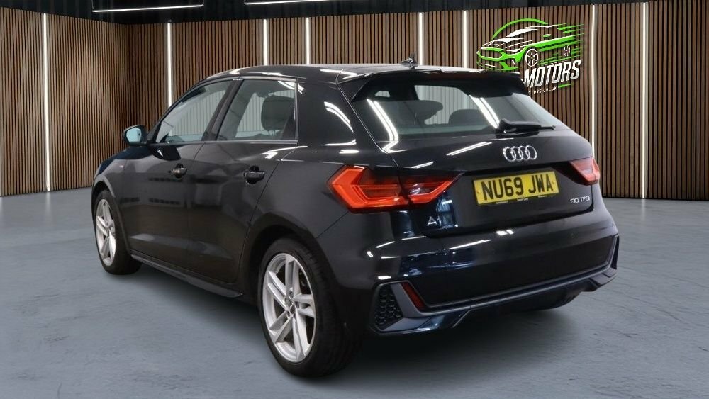 Audi A1 1L S Line Black #5