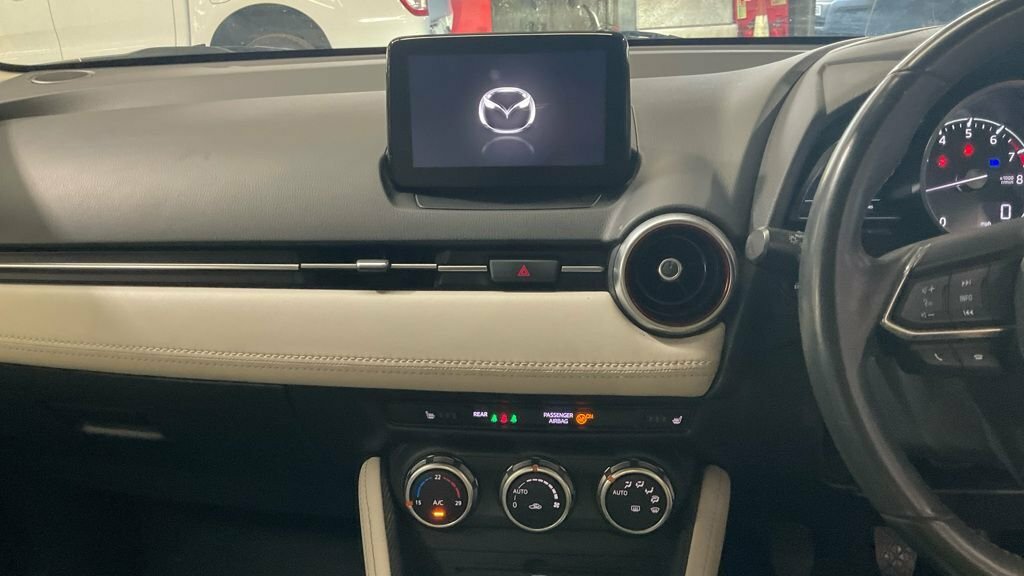 Mazda 2 1.5 Skyactiv-g Se-l Nav Euro 6 Ss Black #11