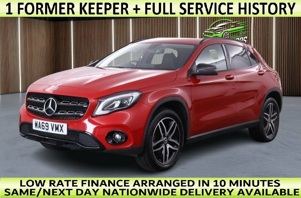 Mercedes-Benz GLA Class 1.6L Urban Edition Red