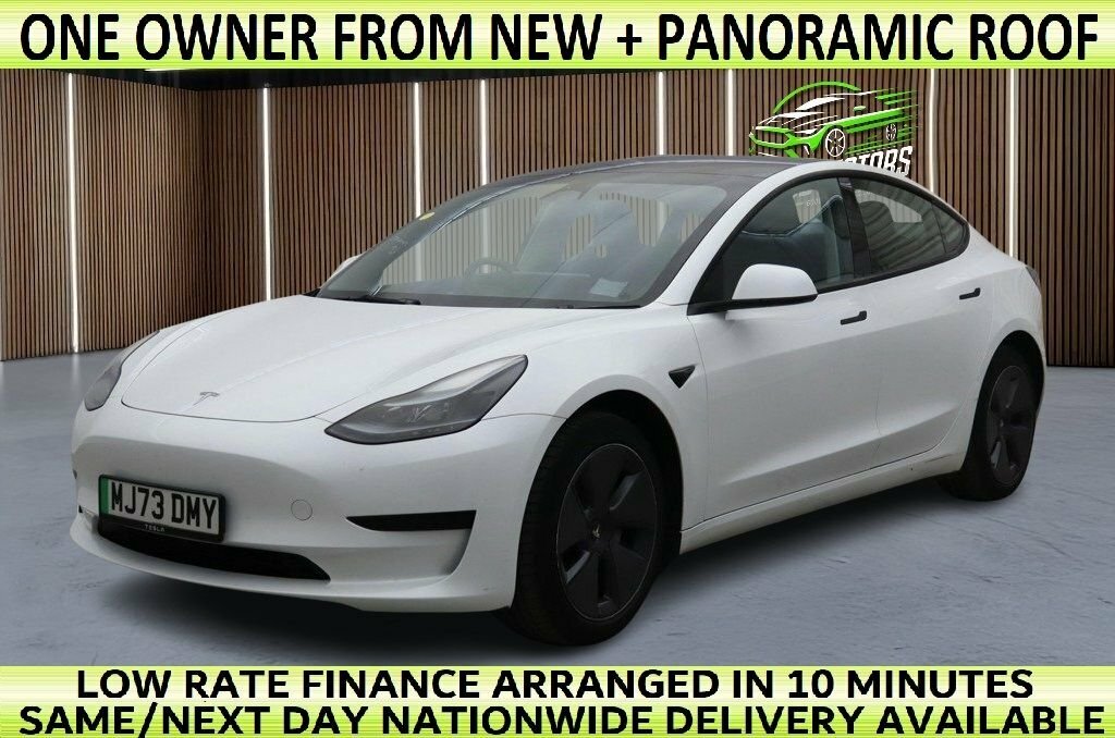 Tesla Model 3 Saloon White