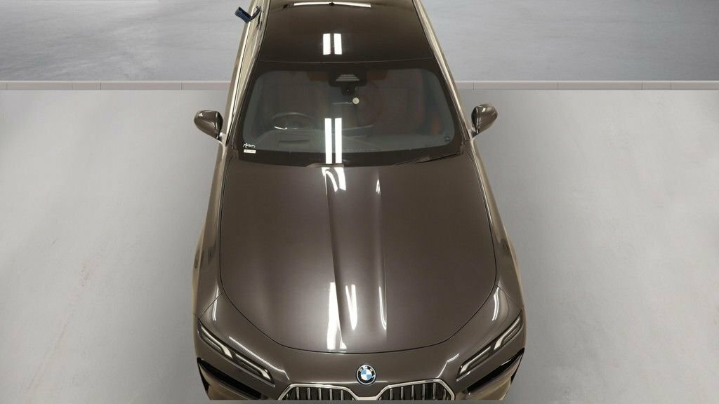 BMW i7 Saloon Grey #5