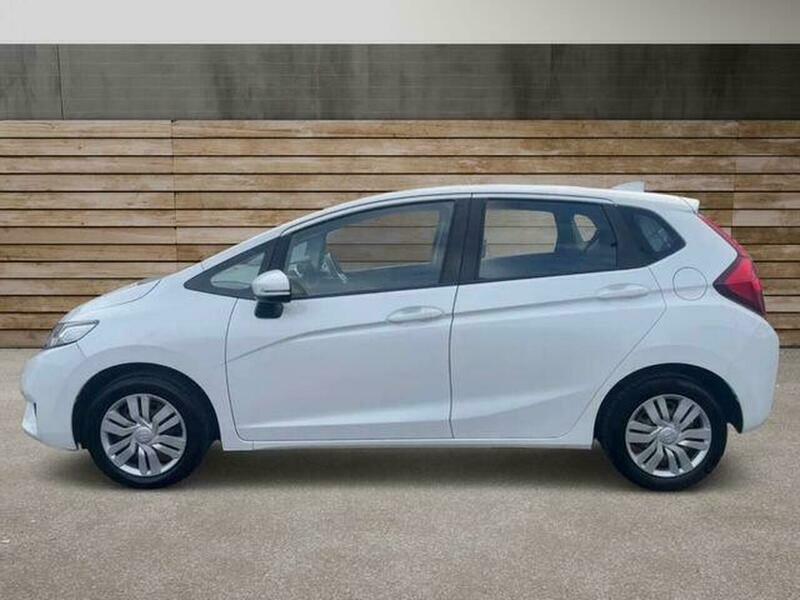 Honda Jazz 1.3 I-vtec S Euro White #4