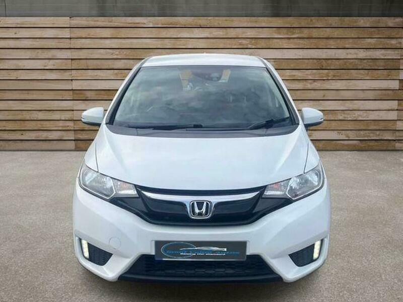 Honda Jazz 1.3 I-vtec S Euro White #2