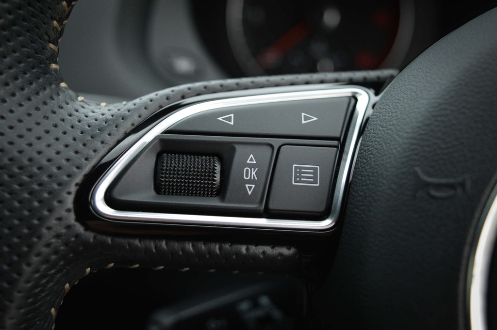Audi Q3 2.0 Tdi S Line Blue #15