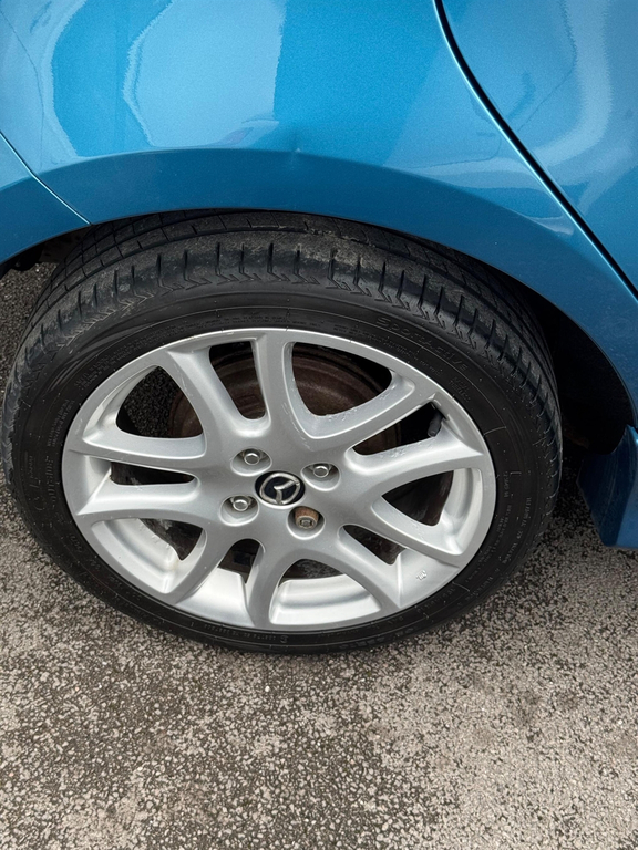Mazda 2 Sport Venture Edition Red #20