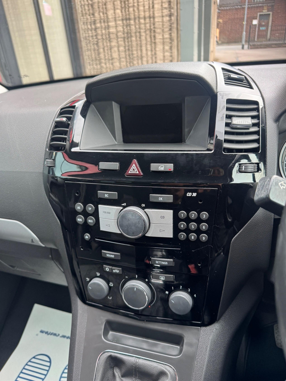 Vauxhall Zafira Design Black #16