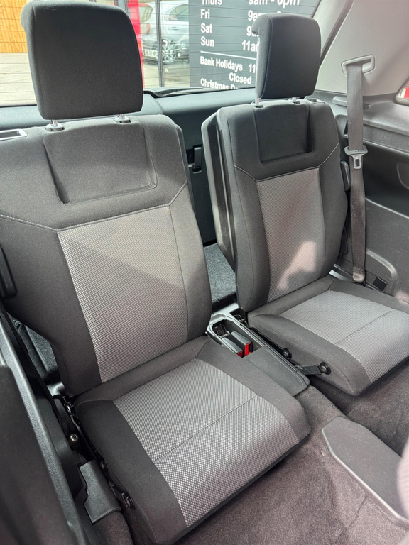 Vauxhall Zafira Design Black #9