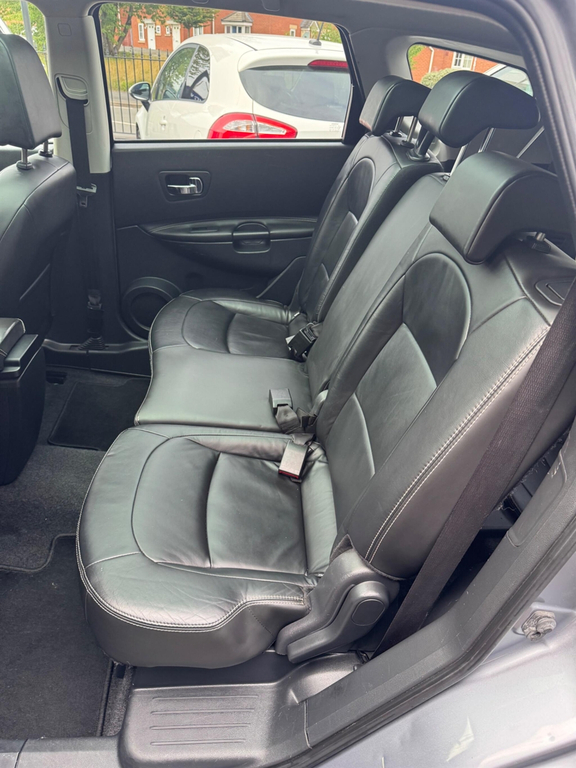 Nissan Qashqai+2 Plus 2 N-tec White #12