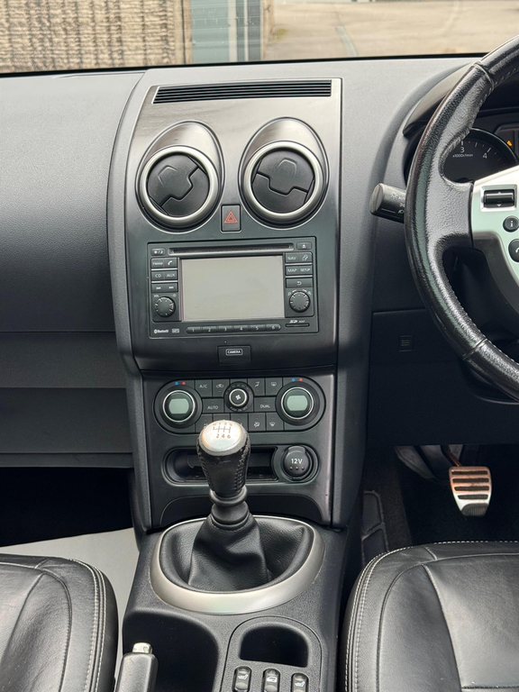Nissan Qashqai+2 Plus 2 N-tec White #16