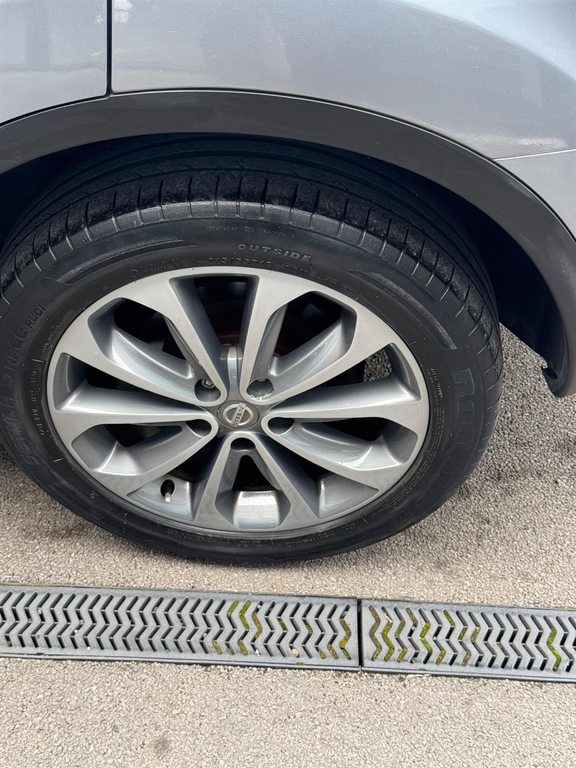 Nissan Qashqai+2 Plus 2 N-tec White #29