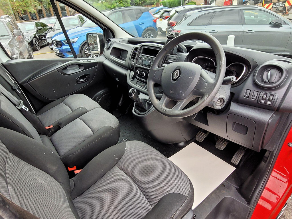 Renault Trafic 2.0 Dci Energy 28 Business Swb Standard Roof Euro White #5