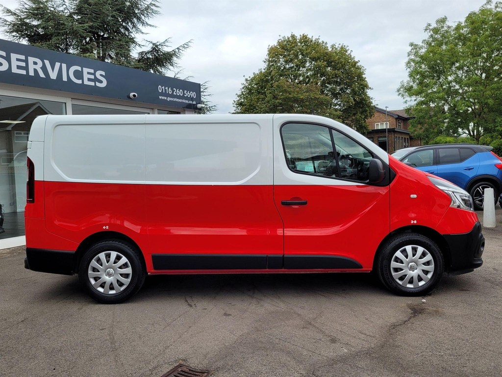 Renault Trafic 2.0 Dci Energy 28 Business Swb Standard Roof Euro White #4