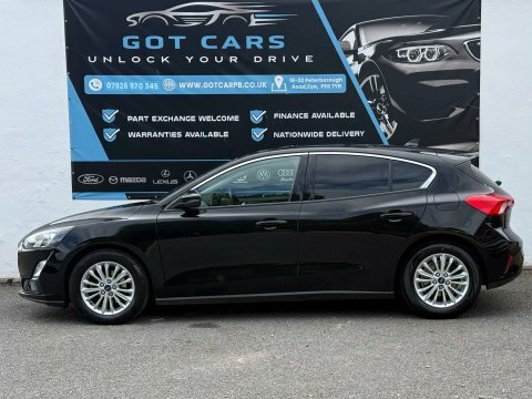 Ford Focus 1.0T Ecoboost Titanium Black #4