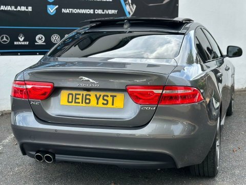 Jaguar XE Saloon Silver #13