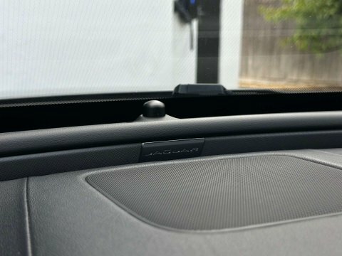 Jaguar XE Saloon Silver #51