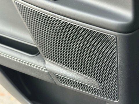 Jaguar XE Saloon Silver #43
