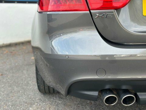 Jaguar XE Saloon Silver #22