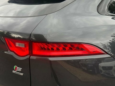 Jaguar F-Pace 2.0 D180 R-sport Awd Euro 6 Ss 2017 Grey #31