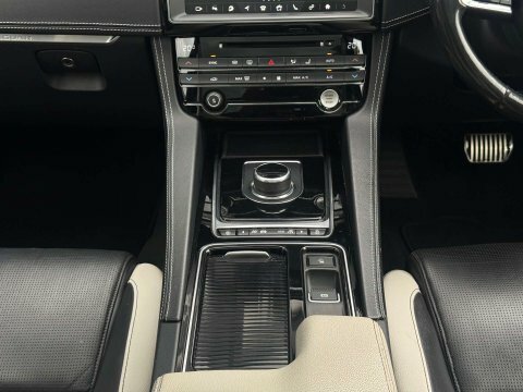 Jaguar F-Pace 2.0 D180 R-sport Awd Euro 6 Ss 2017 Grey #54