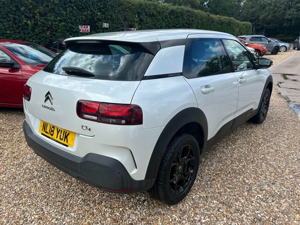 Citroen C4 Cactus 1.2 Puretech Feel Edition Hatchback Man White #6