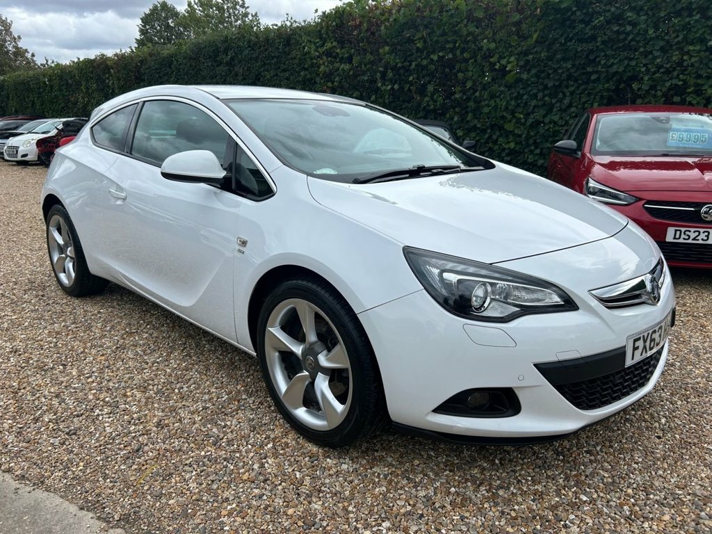 Vauxhall Astra GTC 1.4T 16V Sri Coupe Euro 5 S S White