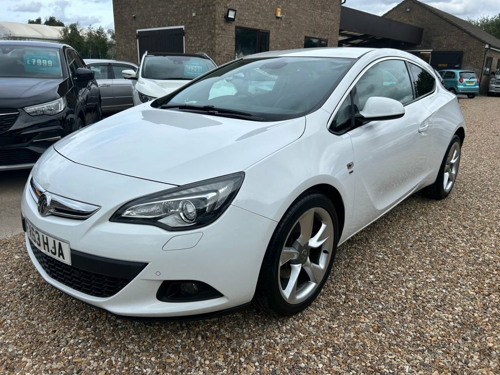Vauxhall Astra GTC 1.4T 16V Sri Coupe Euro 5 S S White #3