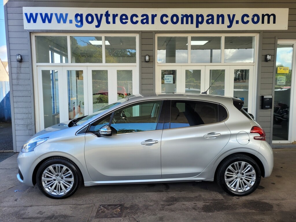 Peugeot 208 Hatchback Grey #2