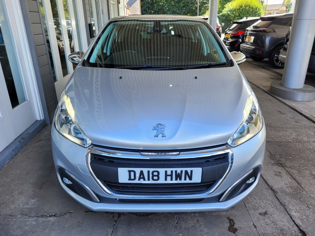 Peugeot 208 Hatchback Grey #8