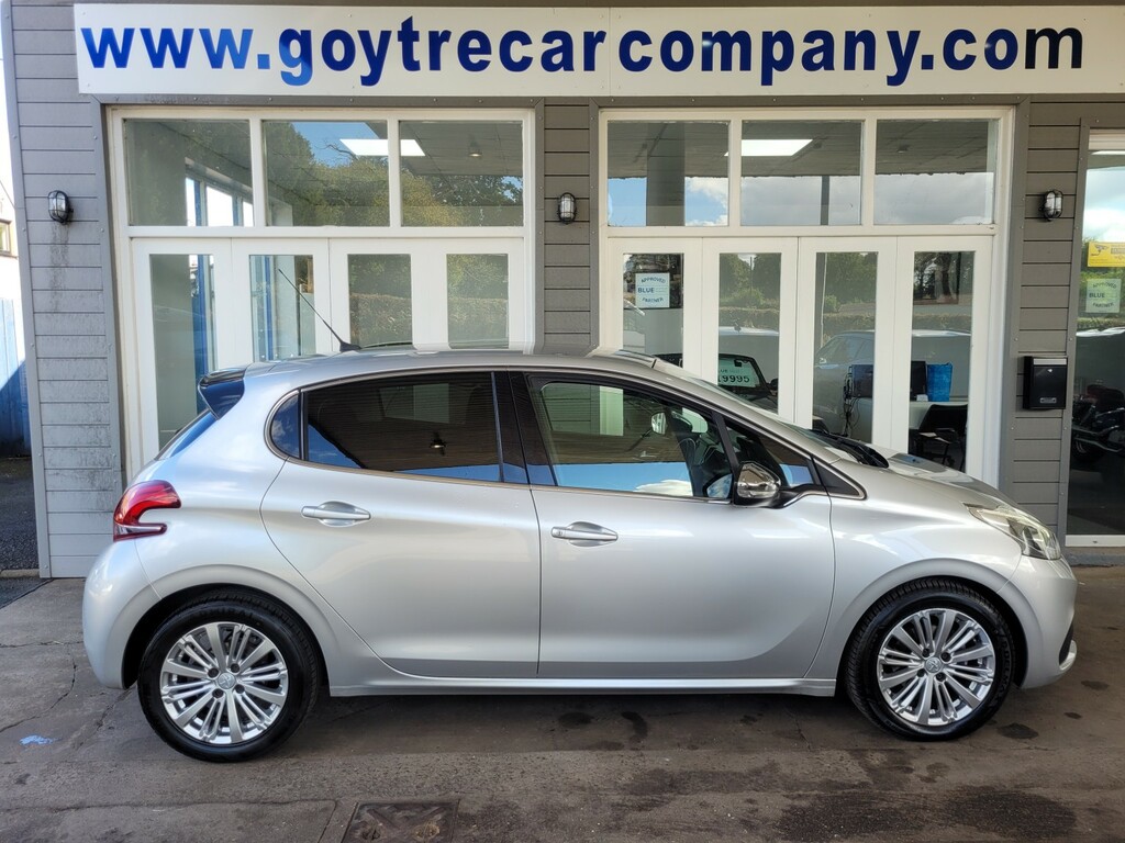 Peugeot 208 Hatchback Grey #6
