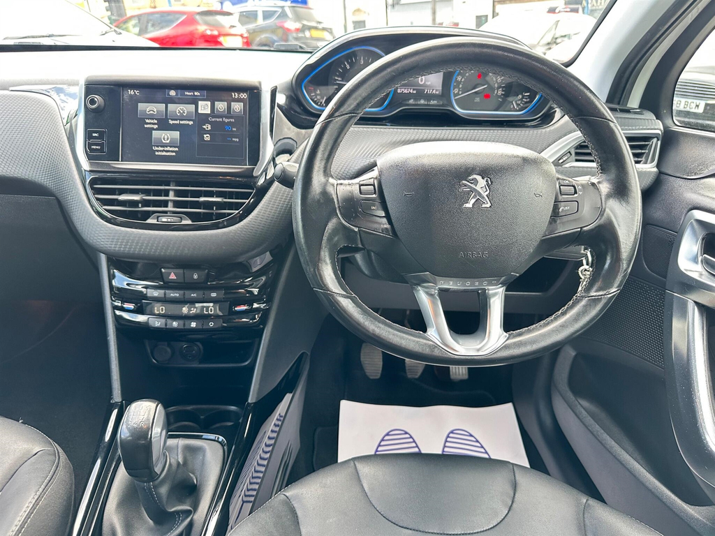 Peugeot 2008 1.2 Puretech Active Grey #10