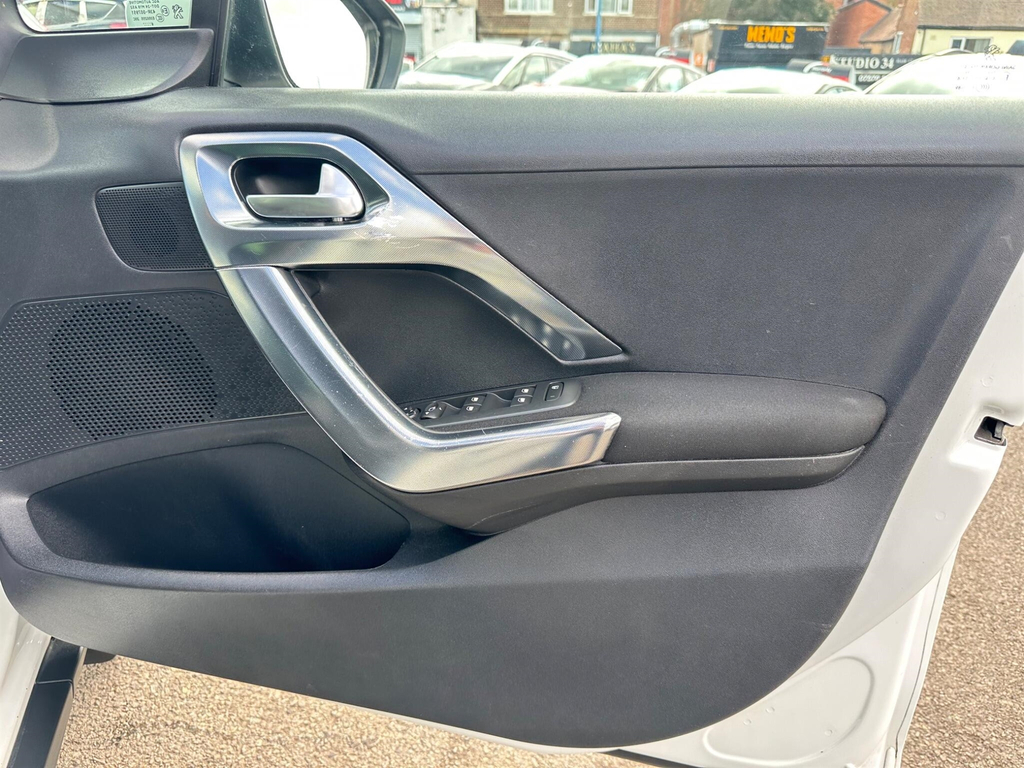 Peugeot 2008 1.2 Puretech Active Grey #30
