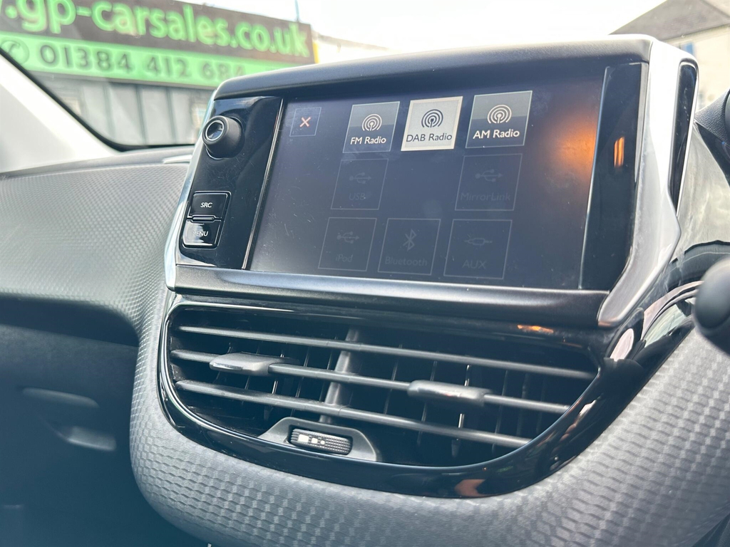 Peugeot 2008 1.2 Puretech Active Grey #17
