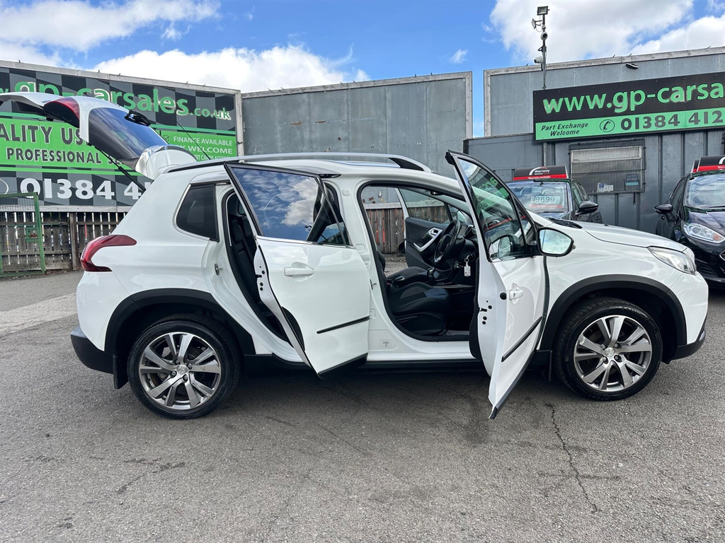 Peugeot 2008 1.2 Puretech Active Grey #41