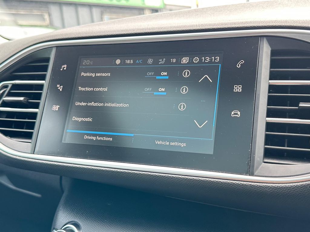 Peugeot 308 Hatchback Black #18