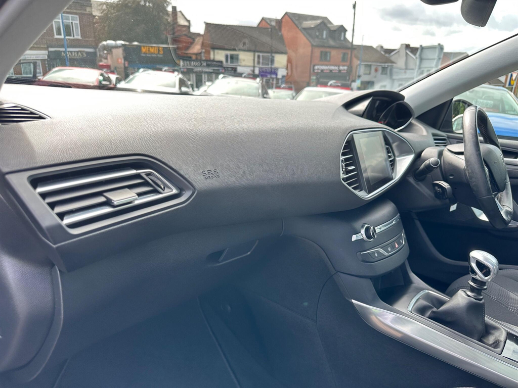 Peugeot 308 Hatchback Black #24