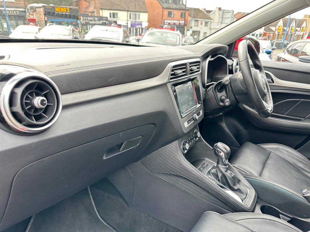 MG ZS Zs Excite T Red #23