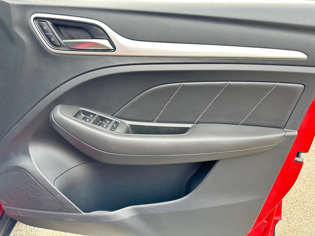 MG ZS Zs Excite T Red #35