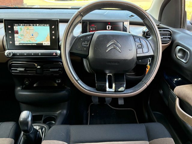 Citroen C4 Cactus 1.2 Puretech Flair Hatchback Eur White #3