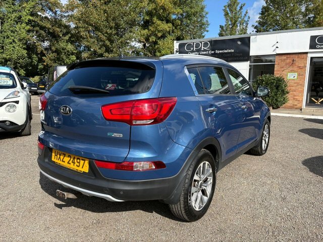 Kia Sportage 1 White #11