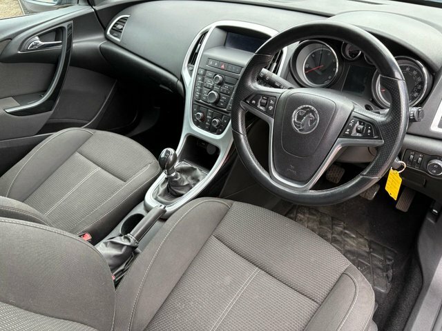 Vauxhall Astra Estate 1.6 16V Sri 2014 Grey #11