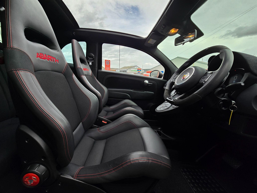 Abarth 695 75Th Anniversario - 2024 74 Black #23