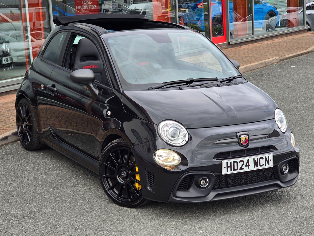 Abarth 695 Convertible Black #5