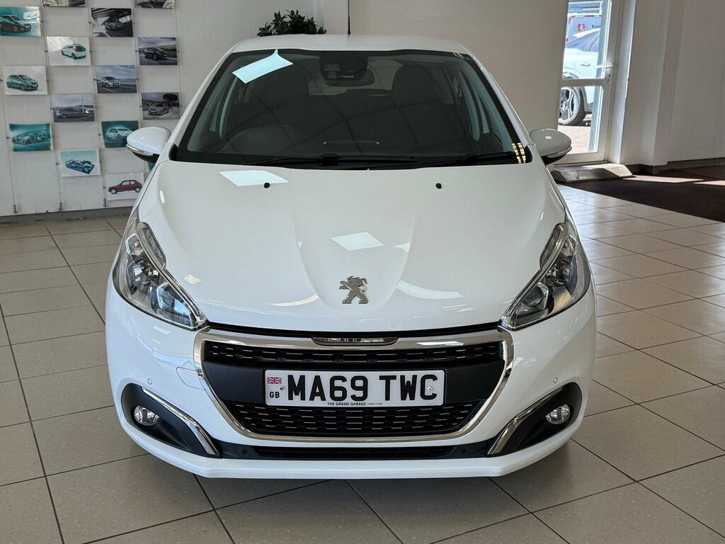 Peugeot 208 1.2 Puretech Tech Edition Euro 6 Ss White #4